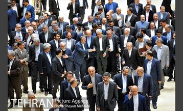 نشست هم اندیشى شهردار تهران با سفرا و رؤساى نمایندگى هاى جمهورى اسلامى ایران در خارج از کشور 50