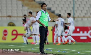 دیدار تیم‌های فوتبال استقلال و گل‌گهر 19