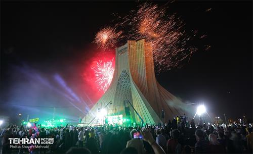 مهمانی ۱۰ کیلومتری عید غدیر در تهران 4