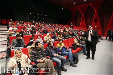 اکران خصوصی سریال نهنگ آبی 14