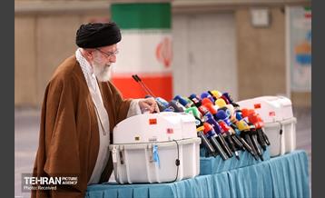 حضور رهبر انقلاب در دور دوم انتخابات مجلس شورای اسلامی 11