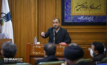 حضور شهردار تهران در چهلمین جلسه شورای اسلامی شهر 19