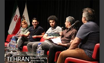 نشست نقد و بررسی فیلم ابد و یک روز فرهنگسرای ارسباران 2