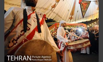 مشعل‌گردانی در دولت آباد تهران 45