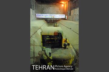 ورود دستگاه تمام مکانیزه(TBM) به ایستگاه مترو شهدا 6