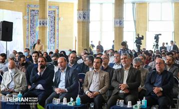 آیین آغاز ساخت بیش از 10000 واحد مسکونی قرارگاه جهادی مسکن 14