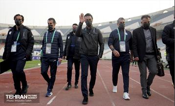 دیدار تیم‌های فوتبال استقلال و سپاهان 1