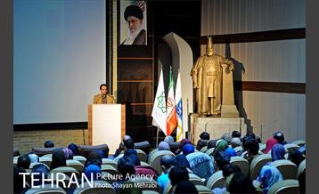 سومین دوره جایزه داستان تهران 4