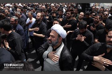 اجتماع صادقیون در فلکه دوم صادقیه 15