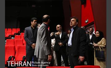 بازدید وزیر راه و شهرسازی از باغ کتاب 6