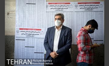 حضور شهردار تهران در انتخابات 1400