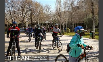آیین درختکاری دوچرخه سواران تهران 7