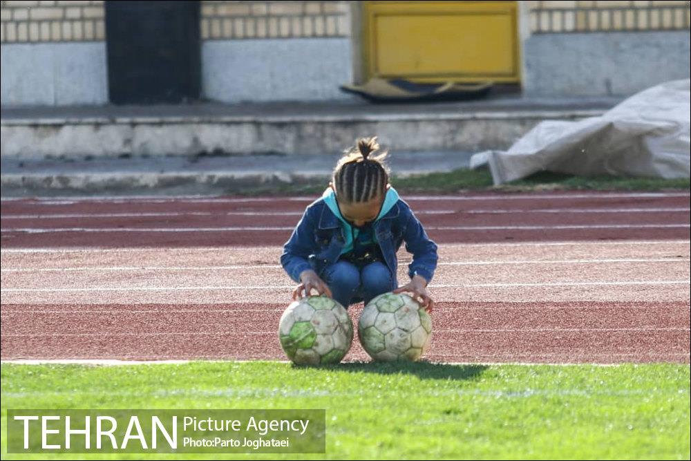دیدار تیم‌های فوتبال بانوان البرز و سپاهان 23