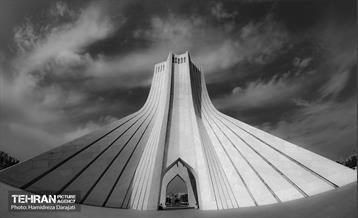 روایت یک بـرج 50ساله 25