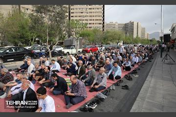 نماز عید فطر در شهرک اکباتان 37