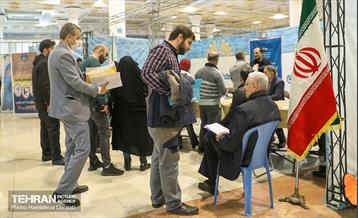 میز خدمت سازمان بازرسی شهرداری تهران در نماز جمعه 13