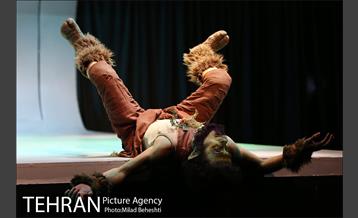 نمایش رویای یک شب نیمه تابستان‎ 10