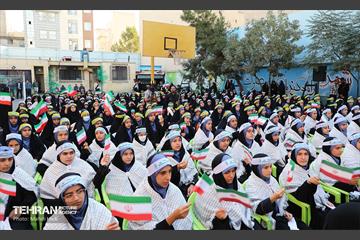 آیین نواختن زنگ بازگشایی دبیرستان دخترانه میثاق 9