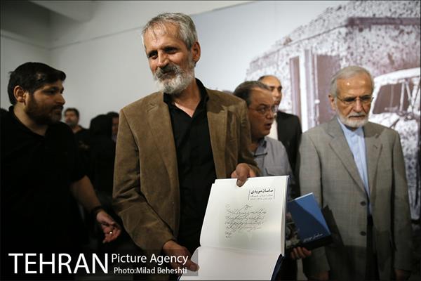 آیین گشایش نمایشگاه عکس ساسان مویدی و رونمایی از مجموعه کتب عکاسان جنگ 28