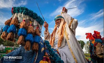 کاروان امام رضا (ع) در جشن بزرگ امام رضایی‌ها 37