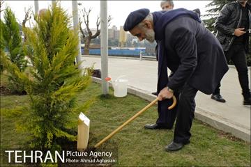 آیین درختکاری در بوستان گفتگو 20