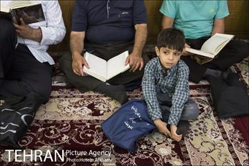 جز خوانی قرآن کریم در حسینیه کربلایی های گلوبندک‎ 17