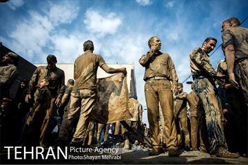 آیین گِل ‌مالی ‌لرستانیهای مقیم پایتخت 30