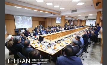 نشست شهردار تهران با جمعی از جانبازان دفاع مقدس ومدافعین حرم  10