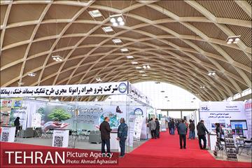 بازدید رئیس شورای شهر تهران از نمایشگاه بین المللی پسامد، بازیافت 18