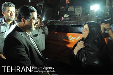سرپرست شهرداری تهران و رئیس مرکز ارتباطات و امور بین الملل شهرداری تهران در بازدید از فعالیت‌های شبانه شهرداری و زندگی شبانه مردم تهران 26