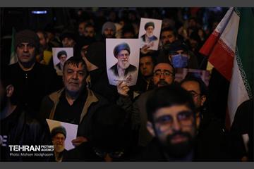 عزاداری هفتمین روز شهادت رهبر انقلاب در میدان بریانک 16