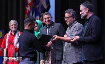 مراسم اختتامیه رویداد «هولوساید» 38