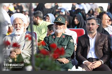 آیین نامگذاری بوستان شهیدان امیراحمدی 24