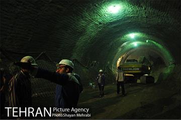 اتصال یازدهمین مقاطع تونل در خط ۶ متروی تهران  37