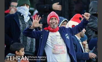 دیدار ذوب اهن و پرسپولیس در لیگ برتر فوتبال