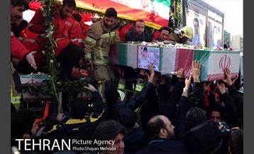 تشییع شهدای آتش نشان با حضور مردم  30