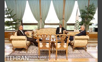 دیدار وزیر بهداشت، درمان و آموزش پزشکی با مهندس افشانی شهردار تهران 17