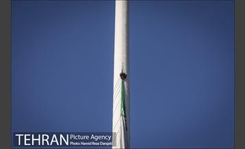 پرش با چتر از برج پرچم 11