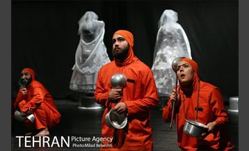 نمایش حکومت نظامی‎ 17