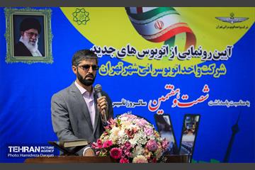 رونمایی از ۴۰ دستگاه اتوبوس شرکت واحد 29