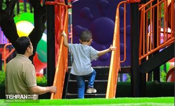 زمین بازی‌ بوستان لاله تهران 10