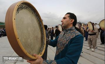 مراسم آیین‌ جهانی نوروز1401در منطقه گردشگری عباس آباد 26