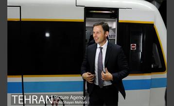 بازدید شهردار بلگراد از مترو خط یک 15