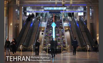 برج میلاد میزبان لاله های بهاری و تخم مرغ های رنگی 37