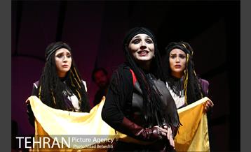 نمایش سرزمین پدری 19