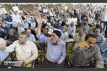 نماز جمعه «خشم و نصر» در تهران 42