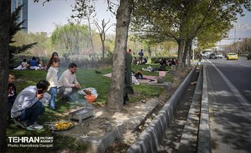 روز طبیعت در پارک ساعی و حاشیه اتوبان مدرس  61