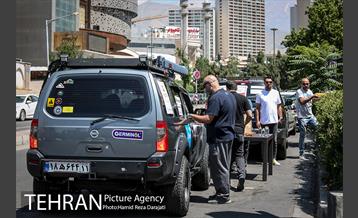 رقـابت یکصد خودرو در رالی تهران  23