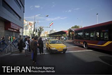 زندگی روزمره در چهارراه ولیعصر(عج) 7