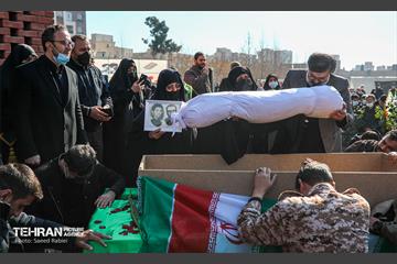 مراسم تشییع پیکر دو شهید گمنام دفاع مقدس در منطقه 11